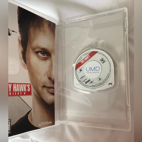 Sony PSP console with games. - Picture 15 of 16